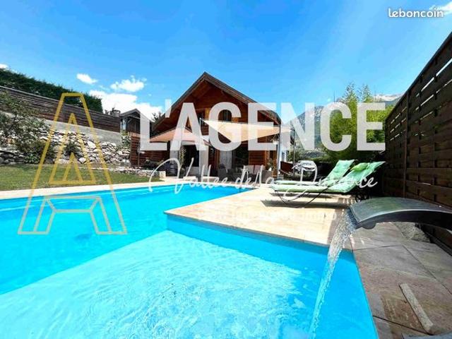 Maison Type 5 avec Piscine