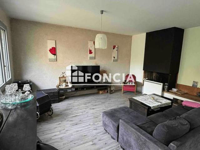 Maison Type 9 de 196 m² avec jardin et garage en plein centre ville d'Agen