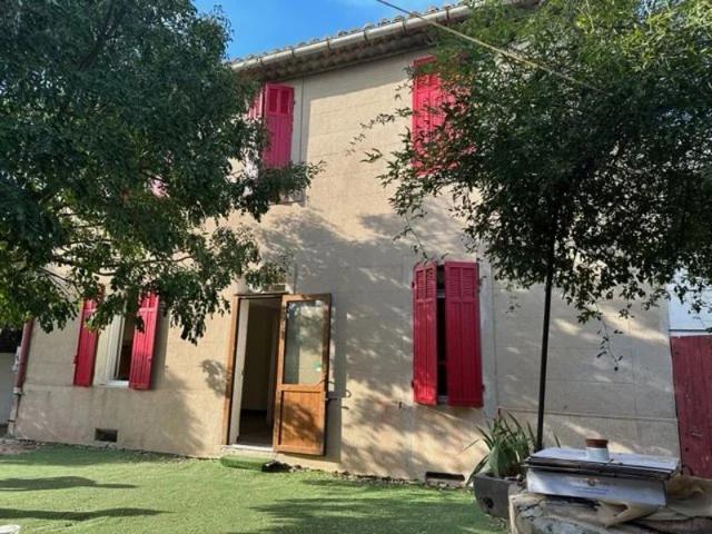 Maison type 3/4, 91.76m², deux chambres, bureau, jardin clos