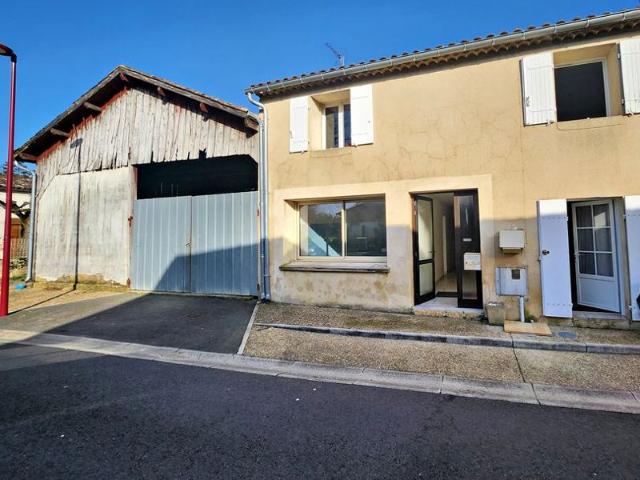 Maison type T2 à Lamothe