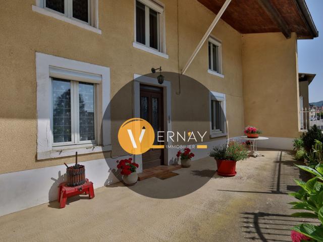 Maison Type T5 127m2 habitables + Appartement 53 m2 Terrain 850m2