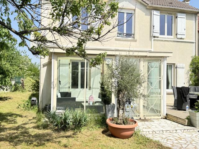 Maison Type F7