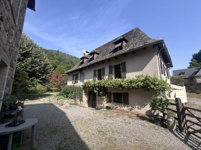 MAISON TYPIQUE PROCHE DORDOGNE