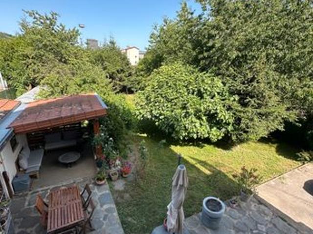 Maison Unieux avec terrain et studio independant