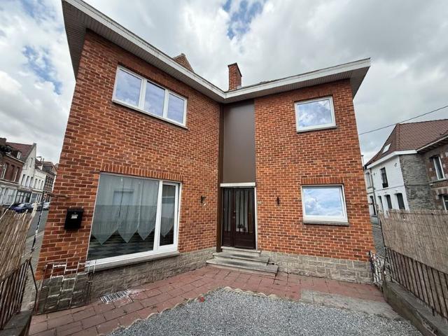 Maison unifamiliale à louer pour 700 euro avec 2 chambres à coucher