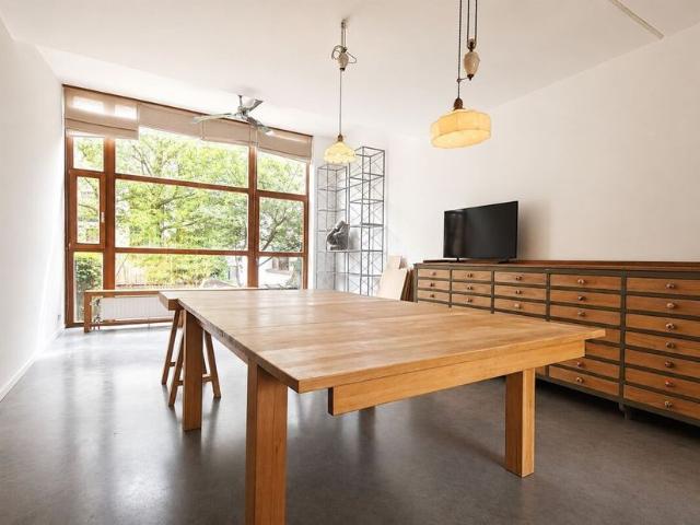 Maison unifamiliale à louer pour 1500 euro avec 1 chambres à coucher