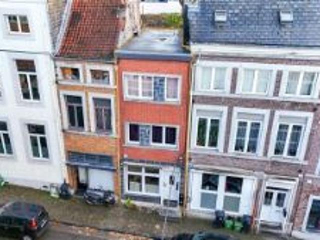 Maison unifamiliale à rénover !