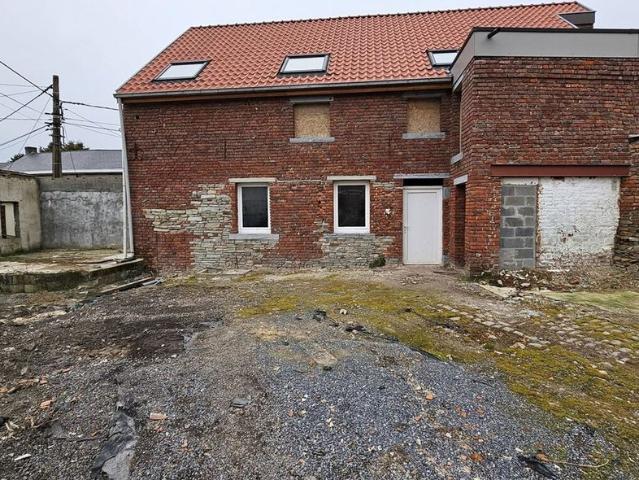 Maison unifamiliale à vendre pour 130000 euro avec 4 chambres à coucher