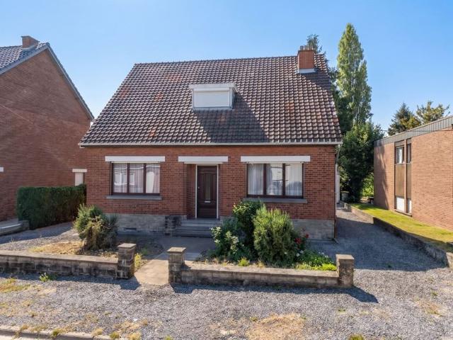 Maison unifamiliale à vendre pour 220000 euro avec 3 chambres à coucher
