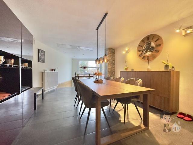 Maison unifamiliale à vendre pour 235900 euro avec 3 chambres à coucher