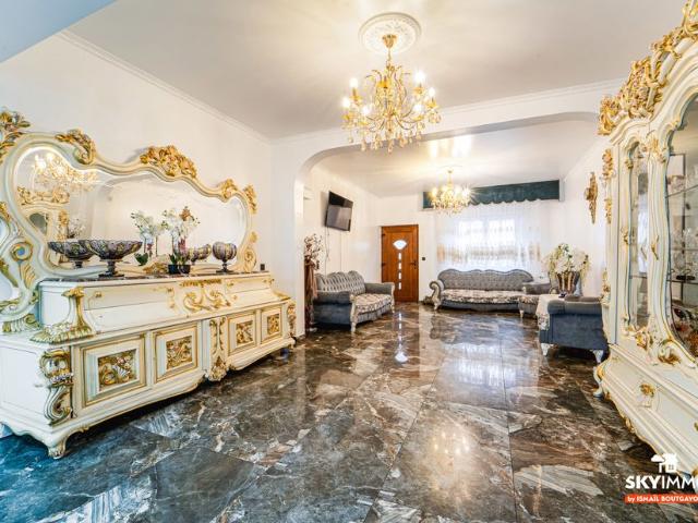 Maison unifamiliale à vendre pour 239000 euro avec 5 chambres à coucher