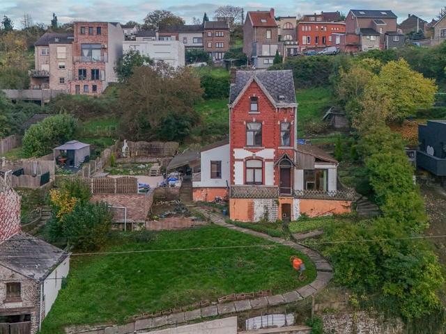 Maison unifamiliale à vendre pour 239900 euro avec 5 chambres à coucher