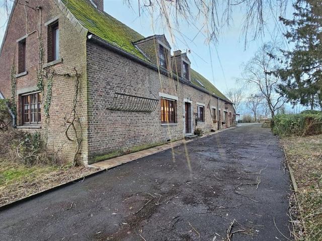 Maison unifamiliale à vendre pour 270000 euro avec 2 chambres à coucher