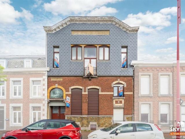 Maison unifamiliale à vendre pour 400000 euro avec 5 chambres à coucher