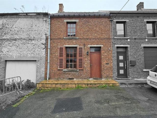 Maison unifamiliale à vendre pour 80000 euro avec 2 chambres à coucher