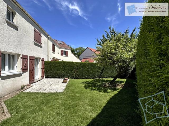 Maison Voisins Le Bretonneux 6 pièce s 133.39 m2
