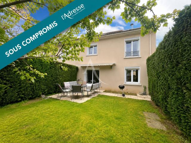 Maison Vaureal 6 pièce s 115 m2