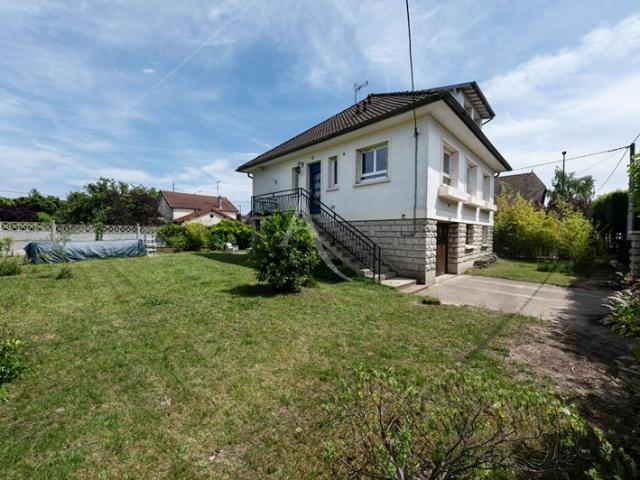 Maison Vaires Sur Marne 192 m2 utiles