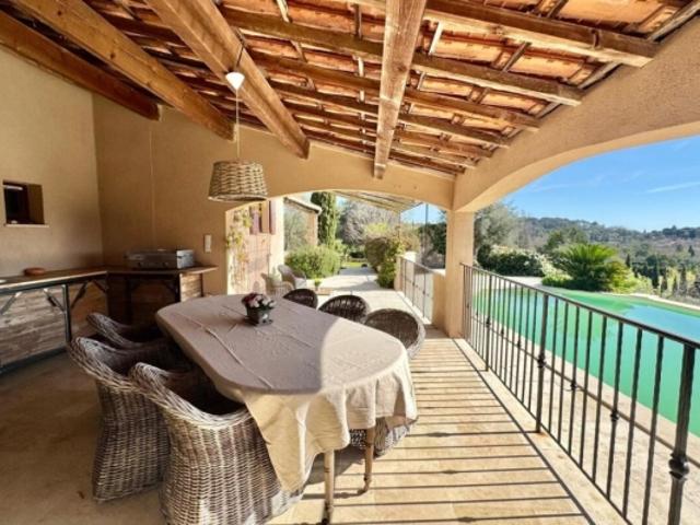 Maison Valbonne 150m²