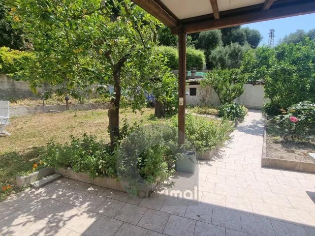 Maison Vallée Menton. 70m² Gorbio