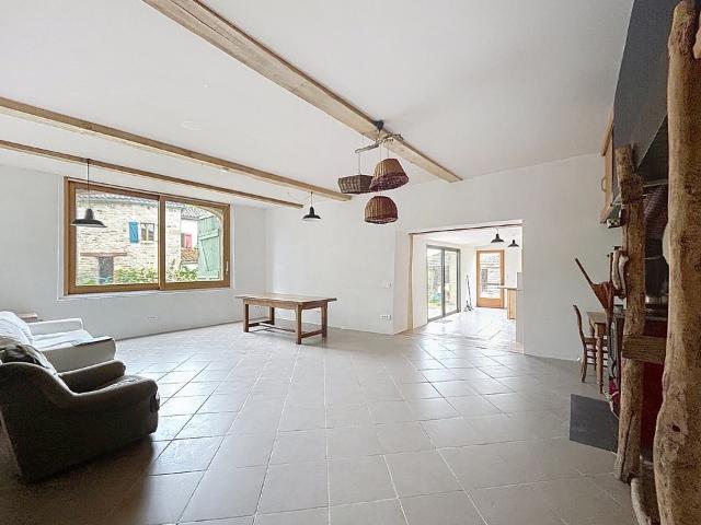MAISON – VAOUR