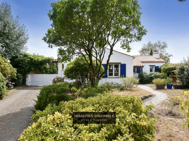 Maison Vendéenne T5 proche Saint Gilles Authenticité et Confort