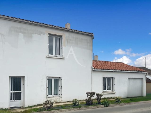 Maison Champagné Les Marais