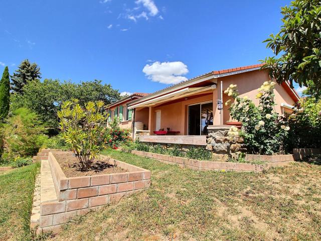 Maison Vic Le Comte 4 pièce s 103 m2