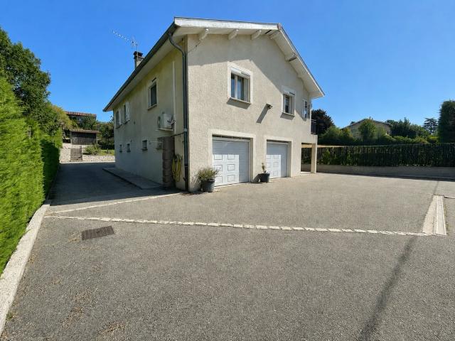 Maison Vienne 145m2 4 chambres Parcelle 1000m2 Double garage