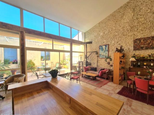 Maison vigneronne d'exception avec terrasse et grand garage 200m² Nissan lez Enserune
