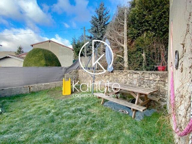 Maison Villecheneve 5 pièce s 107 m2