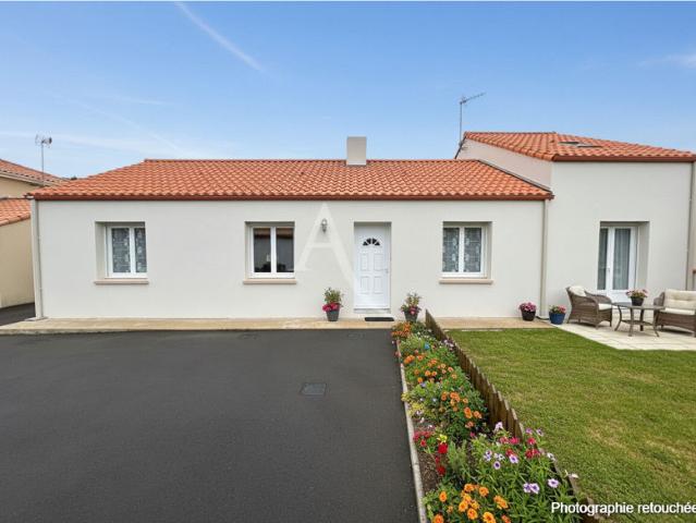Maison Villeneuve En Retz 8 pièce s 146 m2
