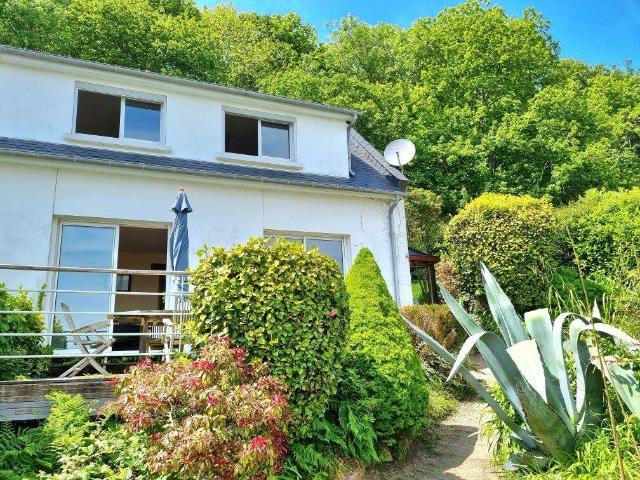 Maison vue mer au port près des commerces !