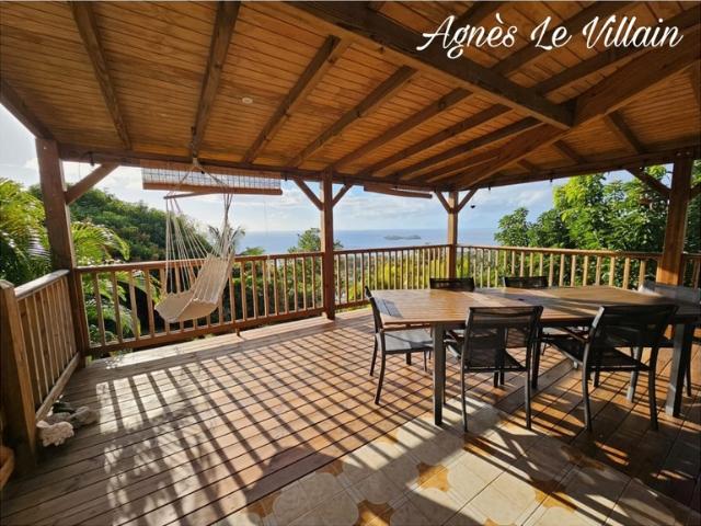 Maison Vue Mer et Ilets Pigeon