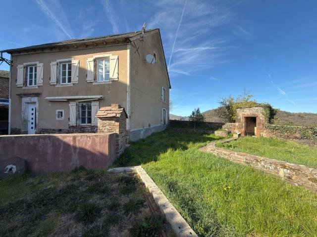 MAISON VUE DEGAGEE 120m2 5 PIECES JARDIN TERRASSE DEPENDANCE VALLEE DU TARN