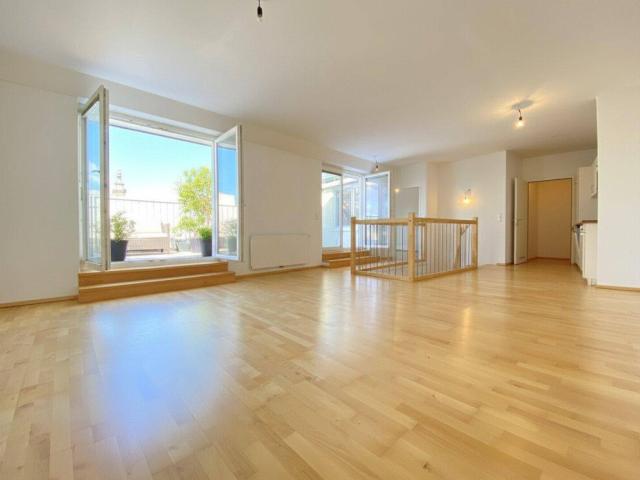 Maisonette Traum mit Terrasse & Loggia – 101 m² Wohnfläche, 3. Stock mit Lift, TG Platz inklusive
