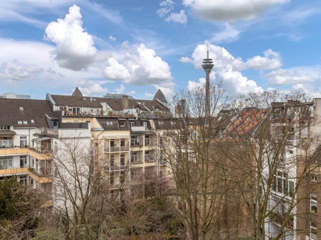 Maisonette Wohnung mit viel Potenzial in Düsseldorf Unterbilk!