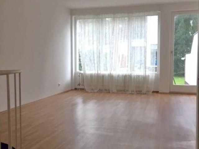 Maisonette 2 Zimmer Wohnung mit Tiefgarage, Berlin Zehlendorf, Nahe Schlachtensee!
