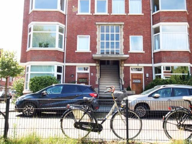Maisonnette dubbel bovenhuis te huur in Den Haag