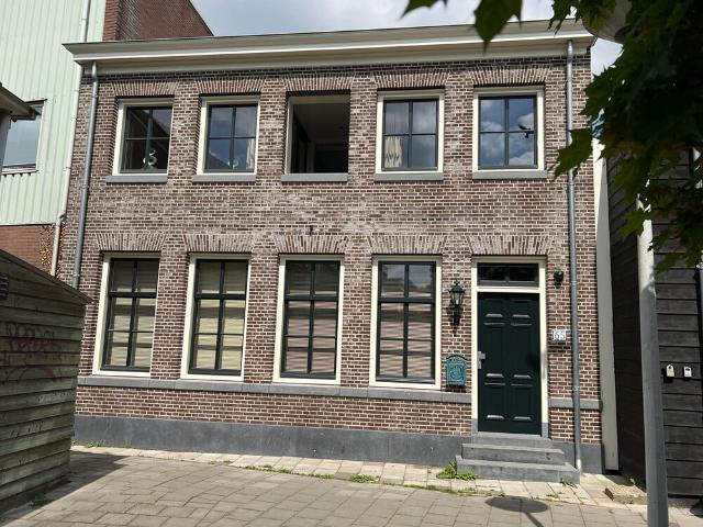 Beneden + bovenwoning appartement te huur in Wormerveer