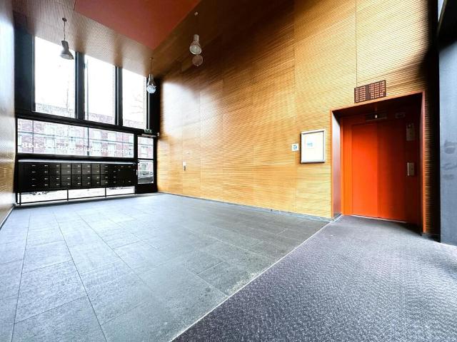 Maisonnette dubbel bovenhuis te huur in Amsterdam