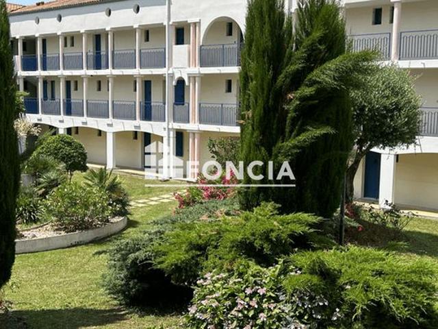 Maisonnette en duplex avec jardinet et parking – À 300 m de la plage de Nauzan