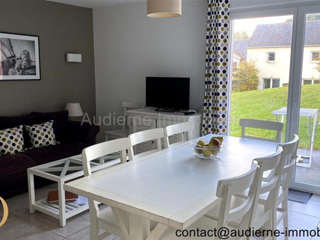 Maisonnette en duplex dans résidence fermée avec piscine et