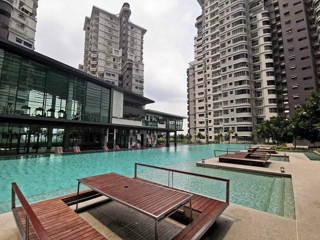 Maisson Condo Condominium Ara damansara SUBANG nice unit for rent
