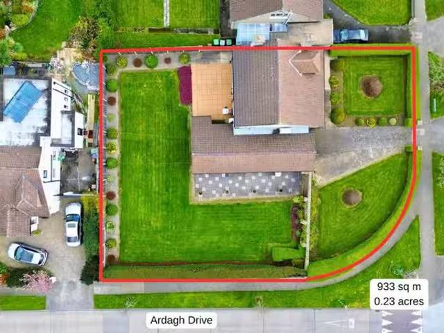 Majella, 1a Ardagh Park Gardens, Newtownpark Avenue, Blackrock.