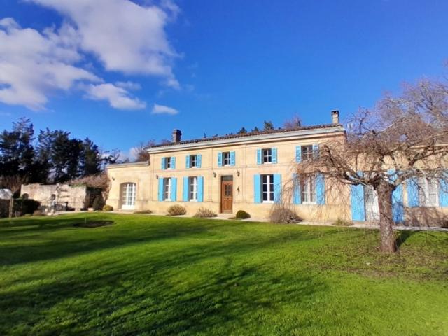Majestueux manoir dans un parc de plus de 2 hectares
