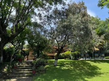Majestuosa Residencia en Fraccionamiento Limoneros Vigilancia 24/7 | Privacidad | Exclusividad