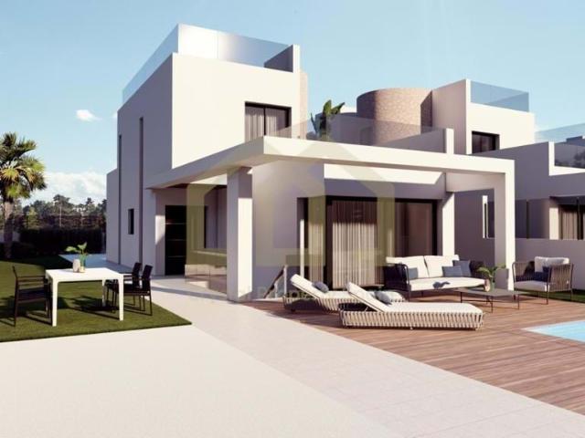 Majestuosa villa en Aguas Nuevas con piscina privada climatizada y diseño moderno