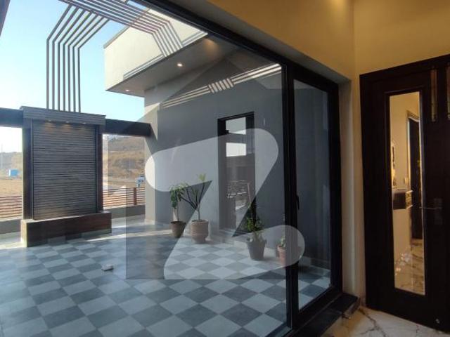 Majestic 1 Kanal Luxury House For Sale DHA Phase 4, Sector C Islamabad DHA Defence Phase 4