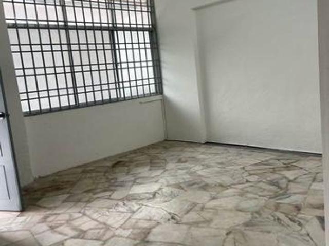 Majestic height Last 2 unit free renovation voucher RM15K